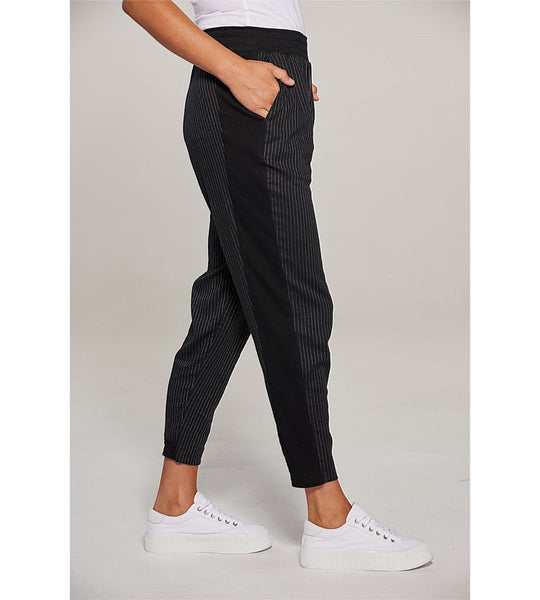 NNP26531 Aster Linen Blend Pant by Newport